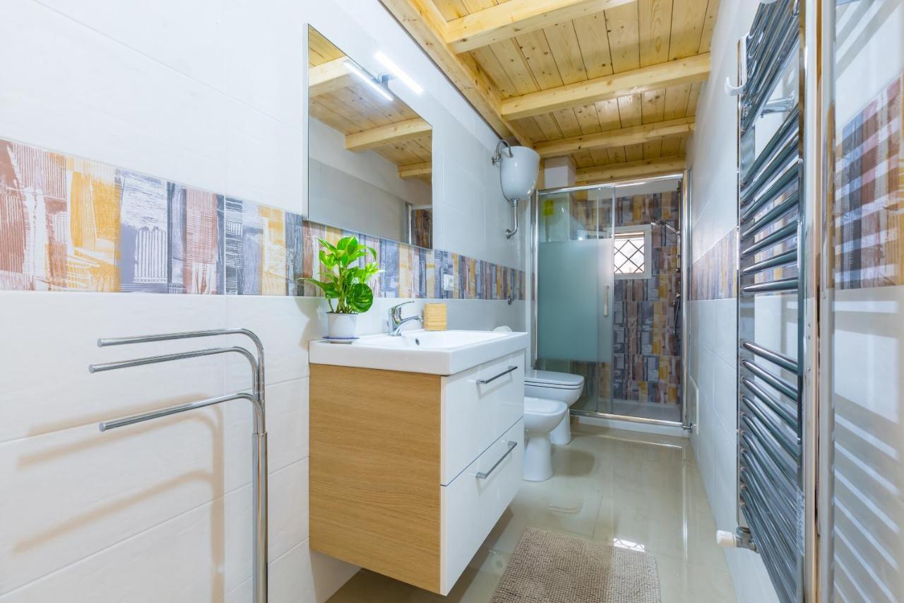 Naiva 2 Apartment Naples Luaran gambar
